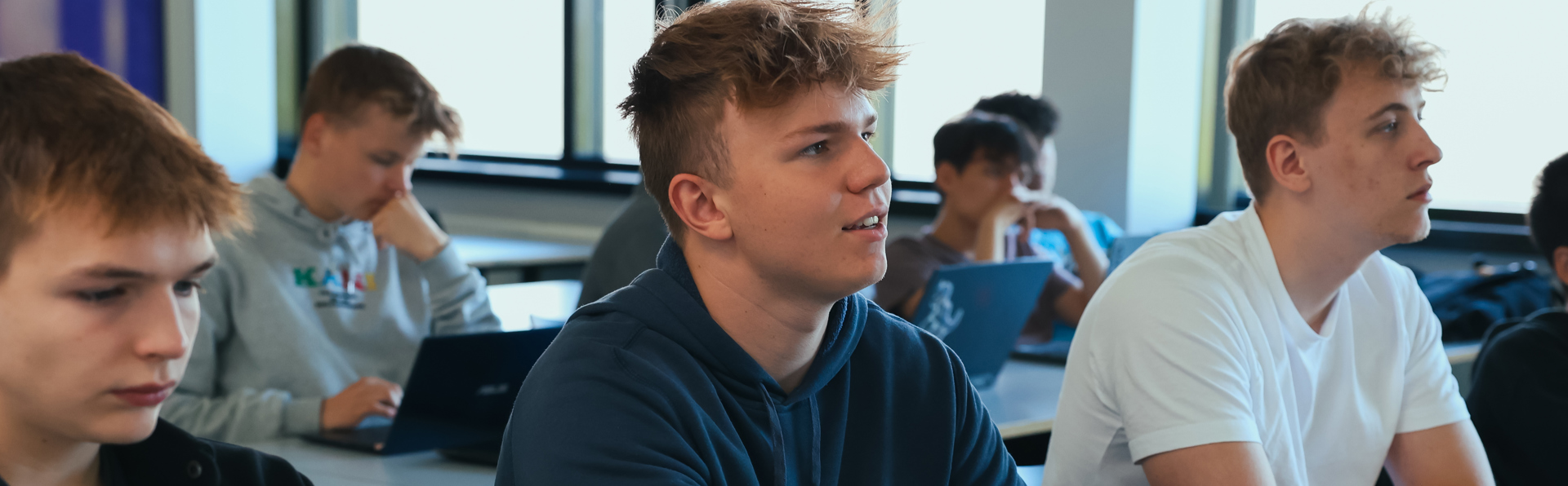 Elever klasse13 HTX kommunikation